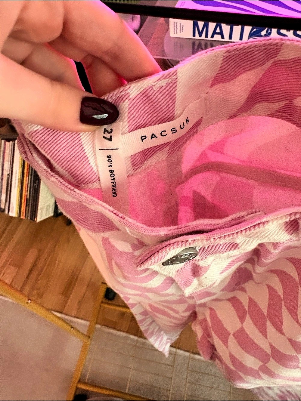 Pacsun Women’s Geometric 90’s Work Pants Pink & White Waist 27 Like New — image 4 of 4